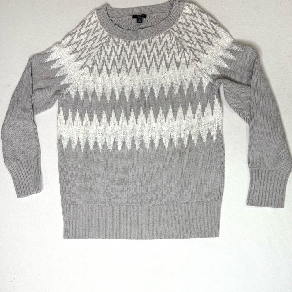 Ann Taylor Factory Embellished Fair Isle Gray and White Pattern Sweater Size L